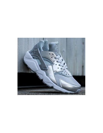 NIKE HUARACHE PLATEADAS