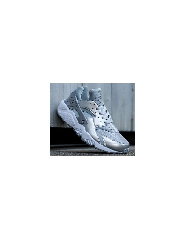 NIKE HUARACHE PLATEADAS