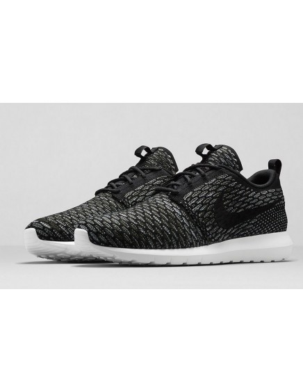 Roshe Run Flyknit