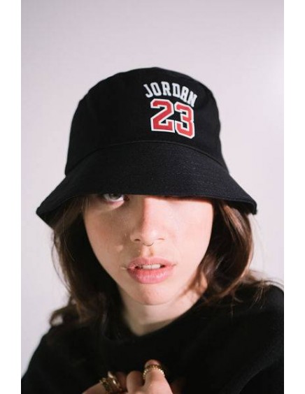 Gorro Negro Jordan 23