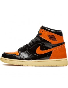 NIKE AIR JORDAN 1 NEGRAS Y...